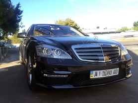 Mercedes-Benz S550 2006 - рестайлинг + установка обвеса S65 от AMG.