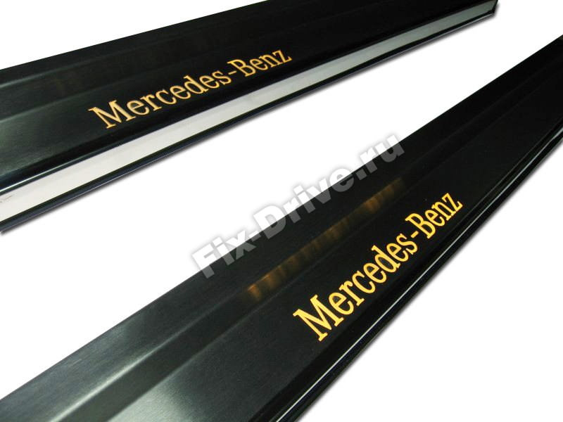 Накладки на пороги Mercedes-Benz SL-Class r230 рестайл