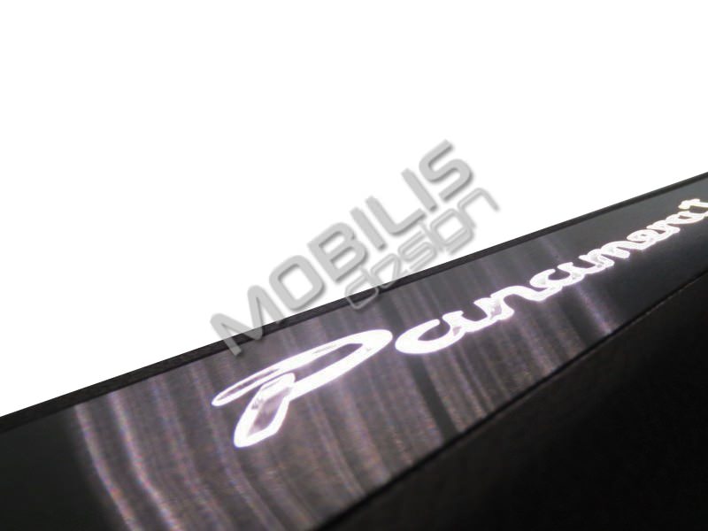 Накладки на пороги с подсветкой Porsche Panamera 970